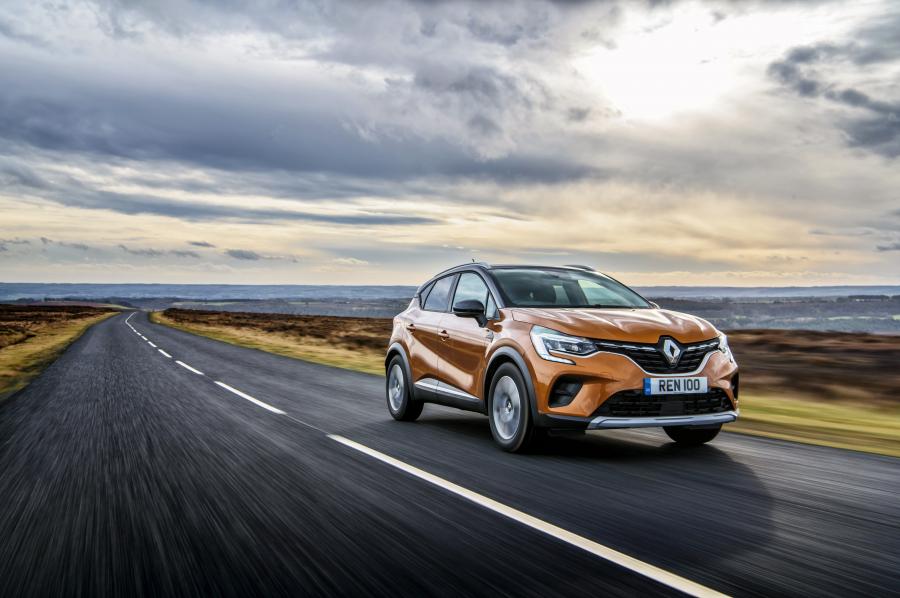  Renault Captur Iconic 2019 года  (UK) (фото 3 из 40)